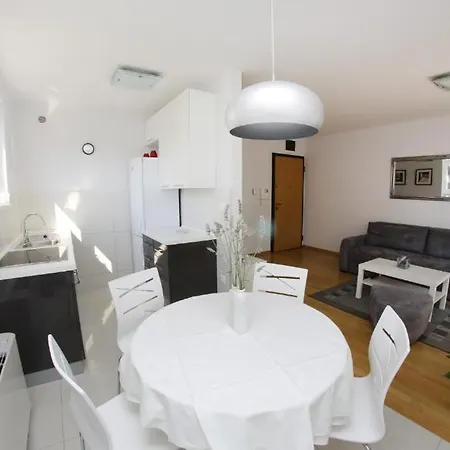 Lila1 公寓 扎达尔